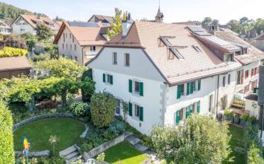 Einfamilienhaus 9.5 Zimmer - image - 2
