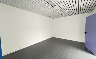 Office - image - 9