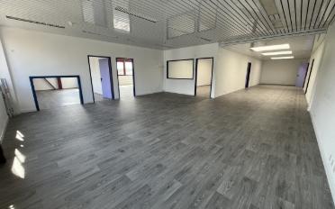 Office - image - 6
