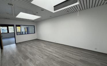 Office - image - 12