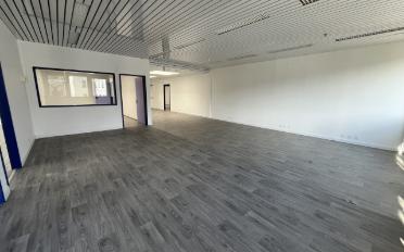 Office - image - 5