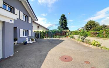 Reihenfamilienhaus 7.5 Zimmer - image - 2