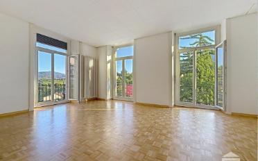 Apartment 4 rooms - image - 1