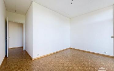 Apartment 4 rooms - image - 5
