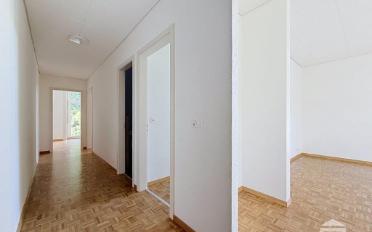 Apartment 4 rooms - image - 8