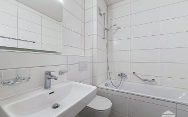 Apartment 4 rooms - image - 10
