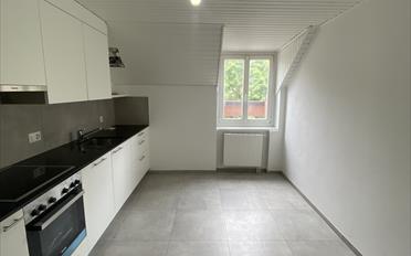 Apartment 4 rooms - image - 2