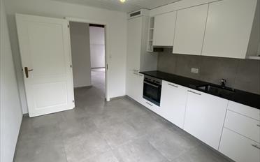 Apartment 4 rooms - image - 3
