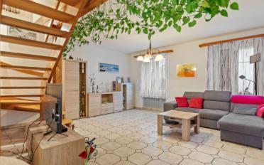 Reihenfamilienhaus 7.5 Zimmer - image - 1