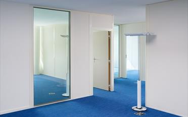 Office - image - 4