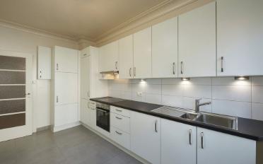 Apartment 4 rooms - image - 5