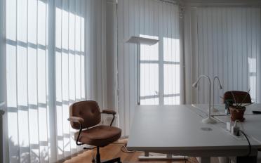 Apartment 4 rooms - image - 3