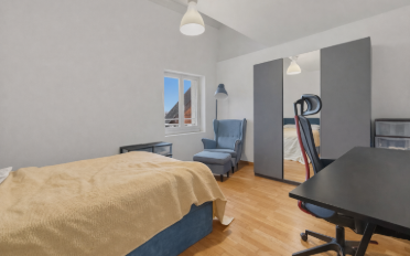 Apartment 5 rooms - image - 9