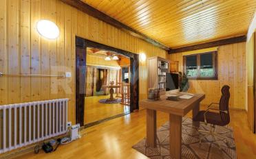 Farm house 9 rooms - image - 6