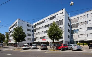 offener Parkplatz - image - 1