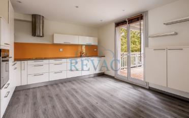 Single house 10 rooms - image - 2