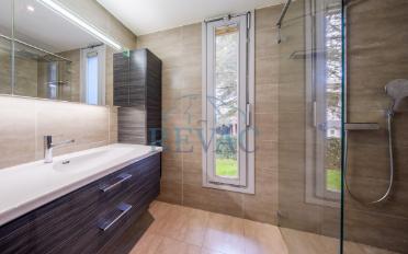 Single house 10 rooms - image - 6