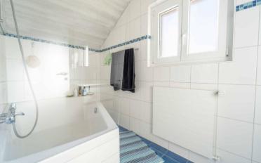 Villa 7.5 pièces - image - 7