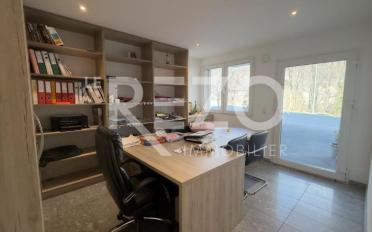 Einfamilienhaus 8.5 Zimmer - image - 3