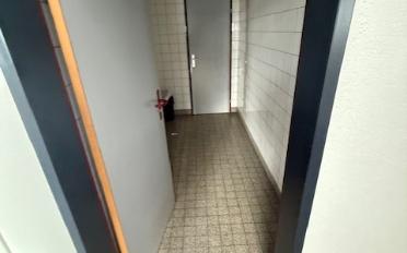 Office - image - 9