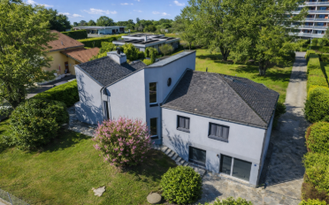 Villa 8 pièces - image - 2