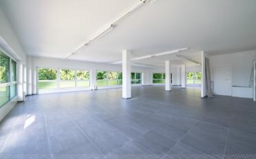 Office - image - 4