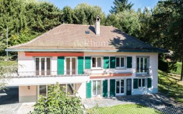 Villa 7.5 Zimmer - image - 1