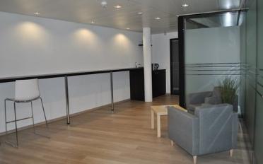 Office - image - 4