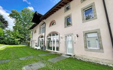 Wohnung 8.5 Zimmer - image - 1