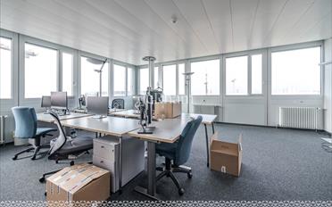 Office - image - 4
