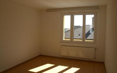 Apartment 4 rooms - image - 7