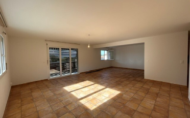 Apartment 4 rooms - image - 3