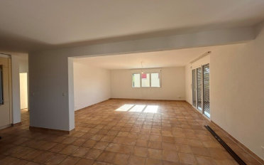 Apartment 4 rooms - image - 2