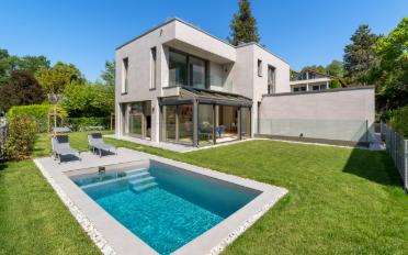Einfamilienhaus 9.5 Zimmer - image - 1