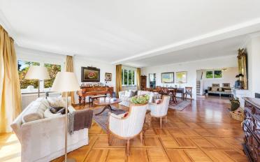 Einfamilienhaus 8.5 Zimmer - image - 4