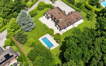 Single house 10 rooms - image - 1