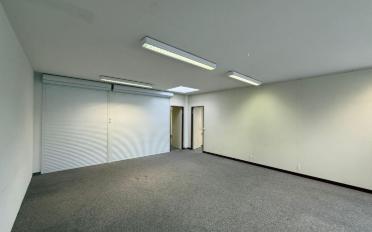 Office - image - 9