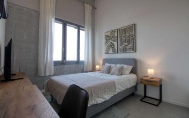 Studio - image - 9
