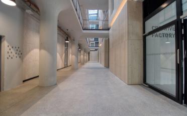 Studio - image - 20