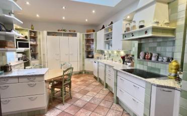 Attic flat 7.5 rooms - image - 9