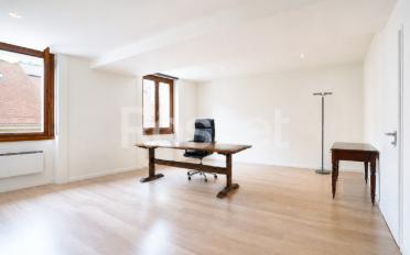 Office - image - 3