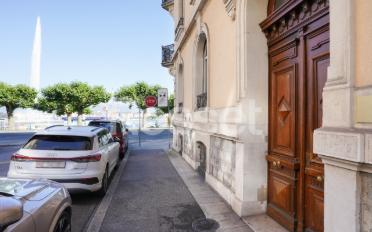 Office - image - 1