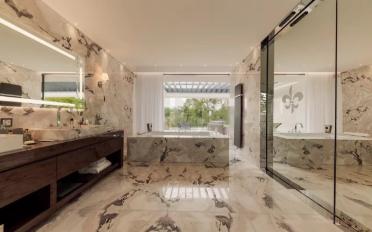 Villa 20 Zimmer - image - 12