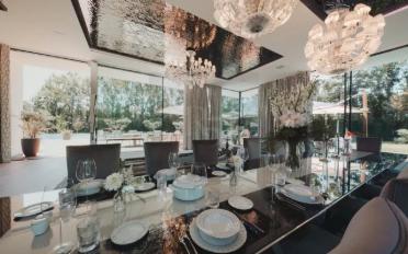 Villa 20 Zimmer - image - 9