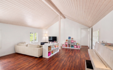 Villa - image - 9