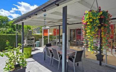 Villa 6.5 pièces - image - 1