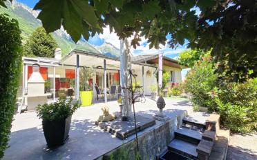 Villa 6.5 pièces - image - 2