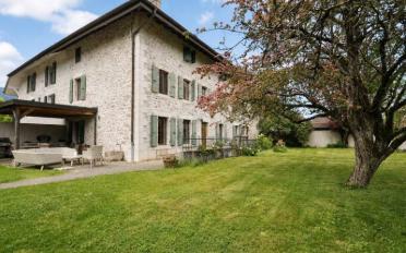 Einfamilienhaus 8.5 Zimmer - image - 2