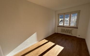 Apartment 4 rooms - image - 7