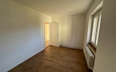 Apartment 4 rooms - image - 8